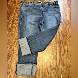 Croft & Barrow Women’s Premium Ankle Cropped Denim Capris